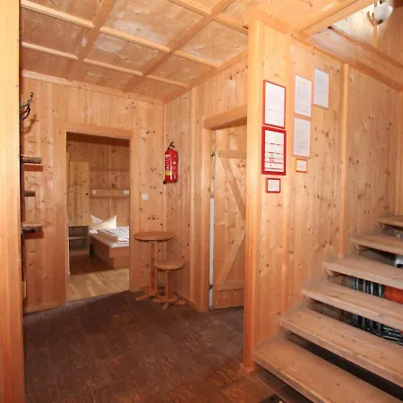 別荘 Schwendau-2 By Interhome